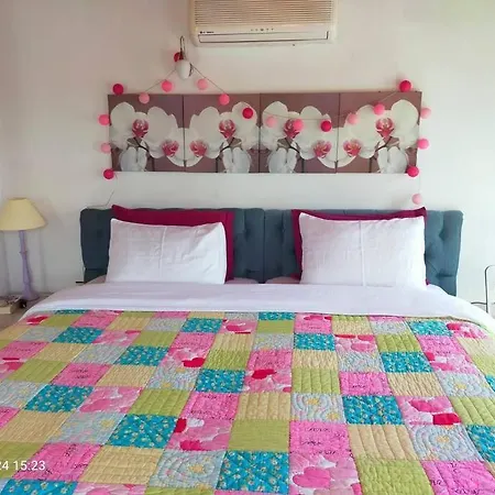 Villa Historic Captain's House Triblex Kale Ici *